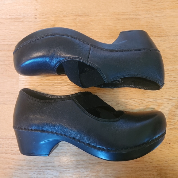 Danskos - Picture 2 of 11